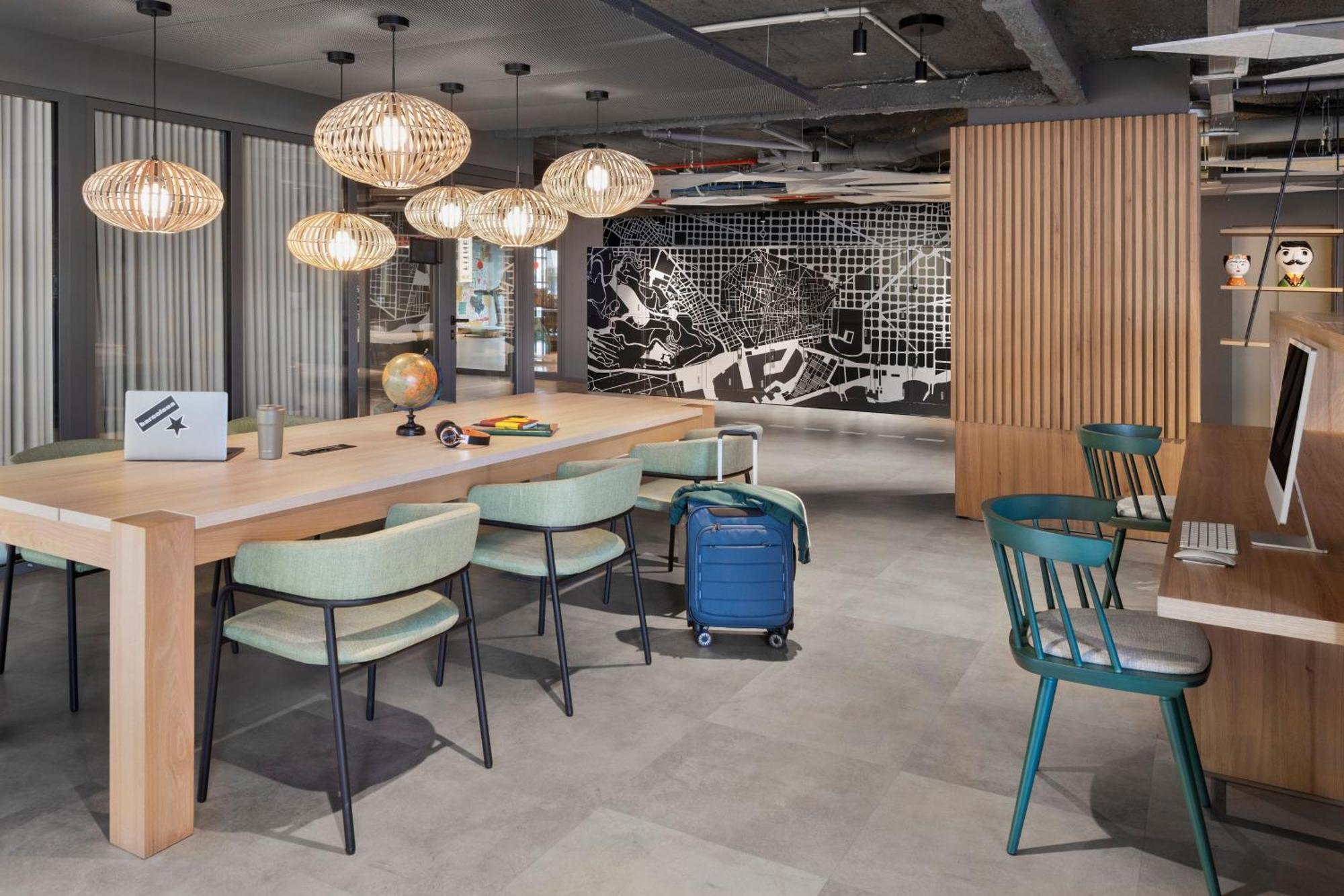 Moxy Hotel 4*