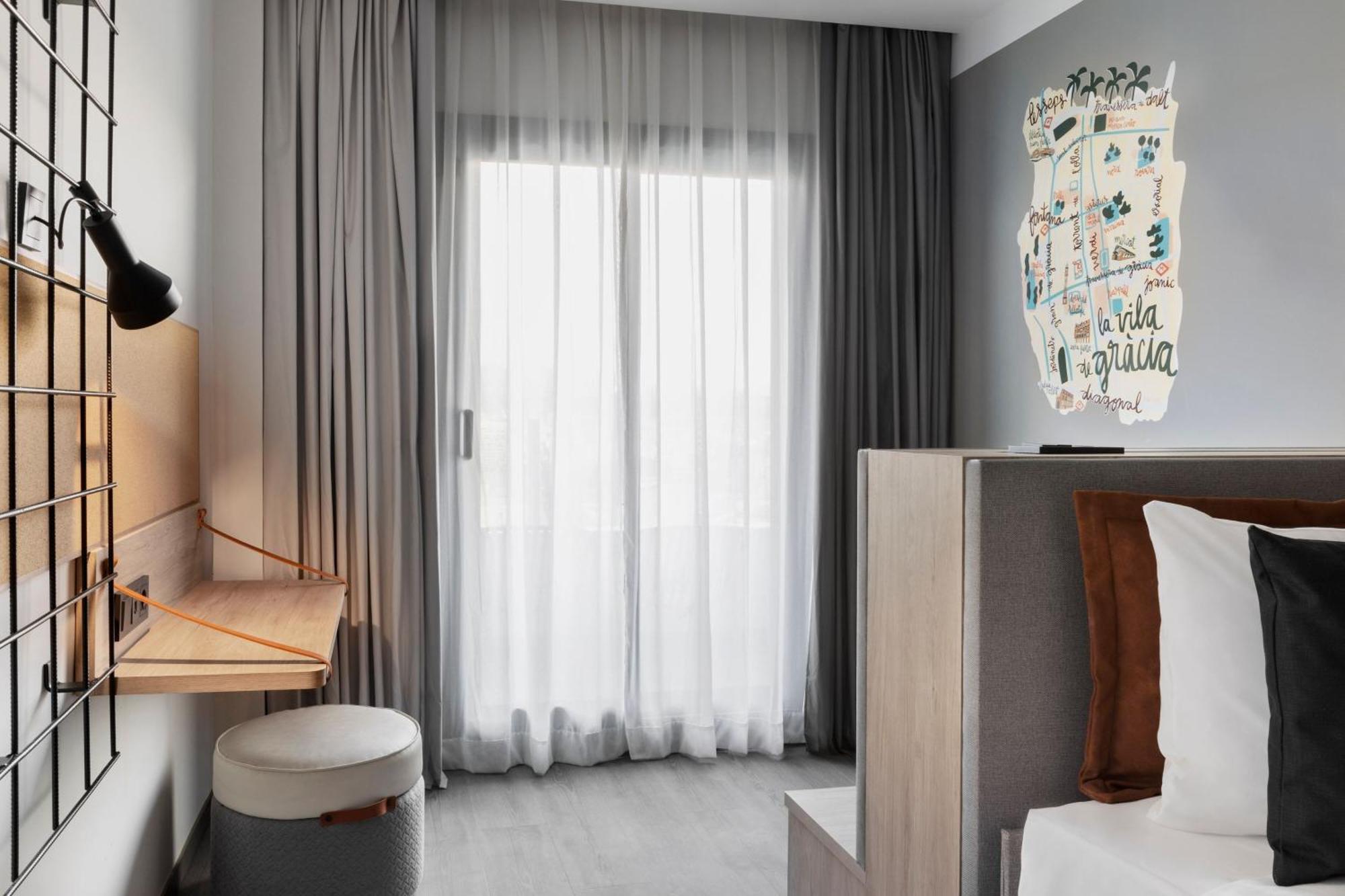 Moxy Hotel 4*